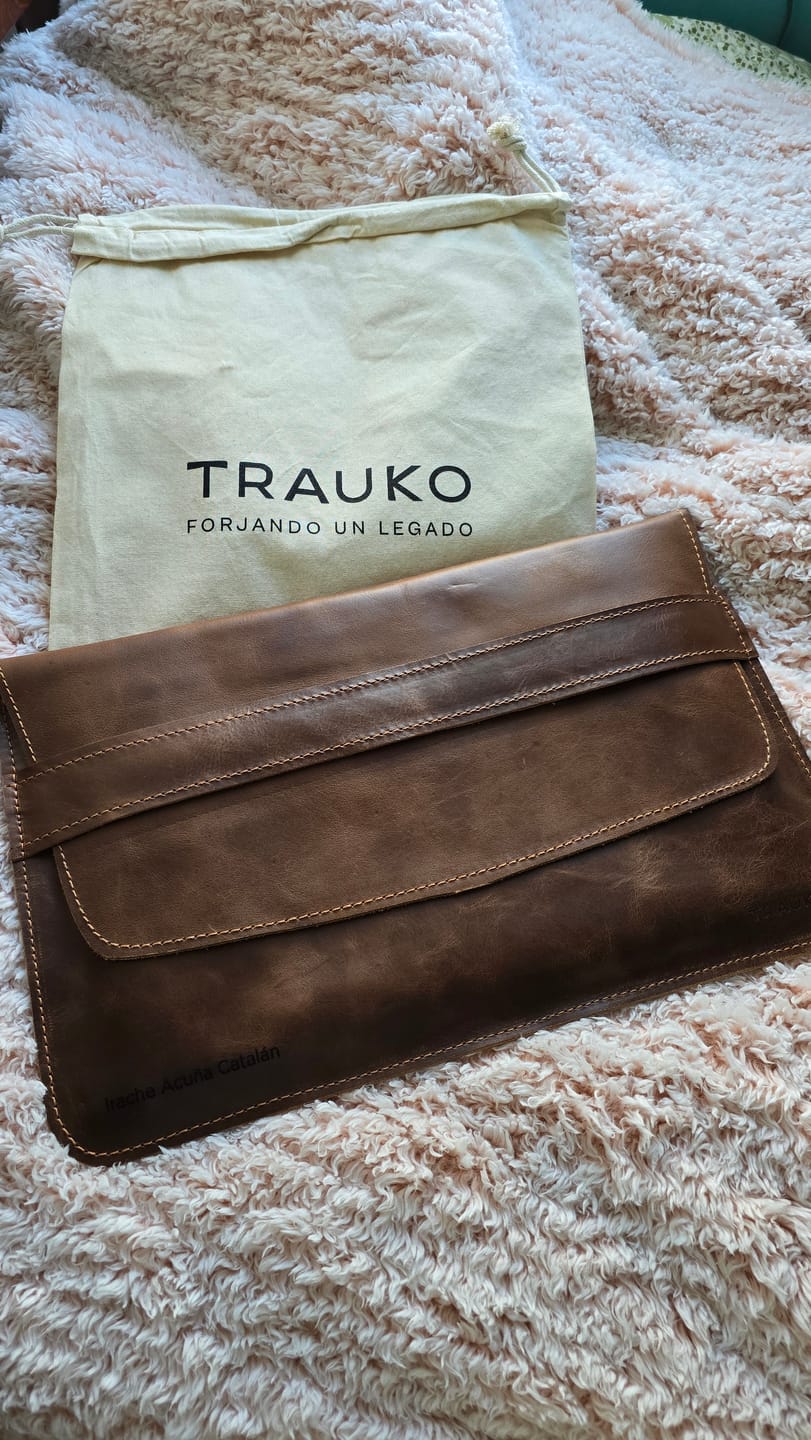 Customer photo review of Funda Notebook Bilbao Café