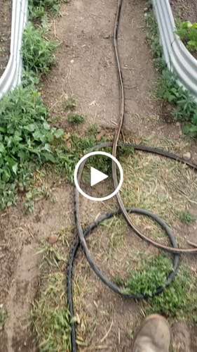 Customer video review of 5/8" New Hybrid Garden Hose 10ft-100ft