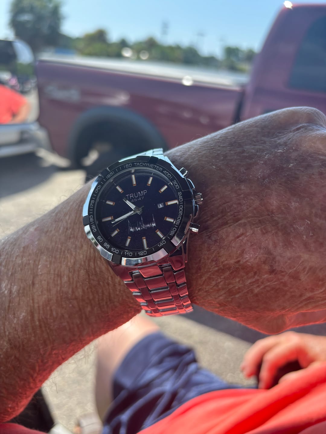 Customer photo review of TRUMP Watch 45 - 47 Stainless steel - Galaxy Blue Dial