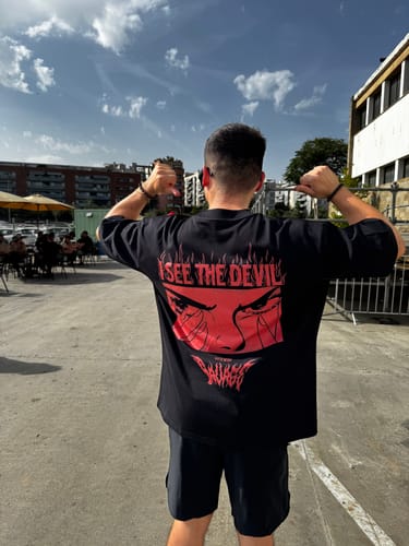 Customer photo review of Devil (Oversized shirt)