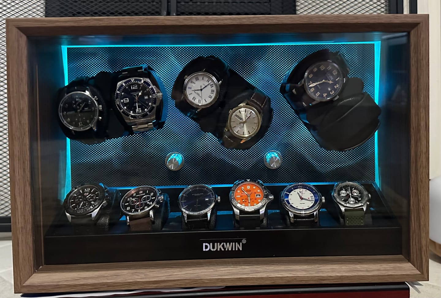 Customer photo review of 6 + 6 Watch Winder with Extra Storages Aurora Blue Light Quiet Motors - Grain
