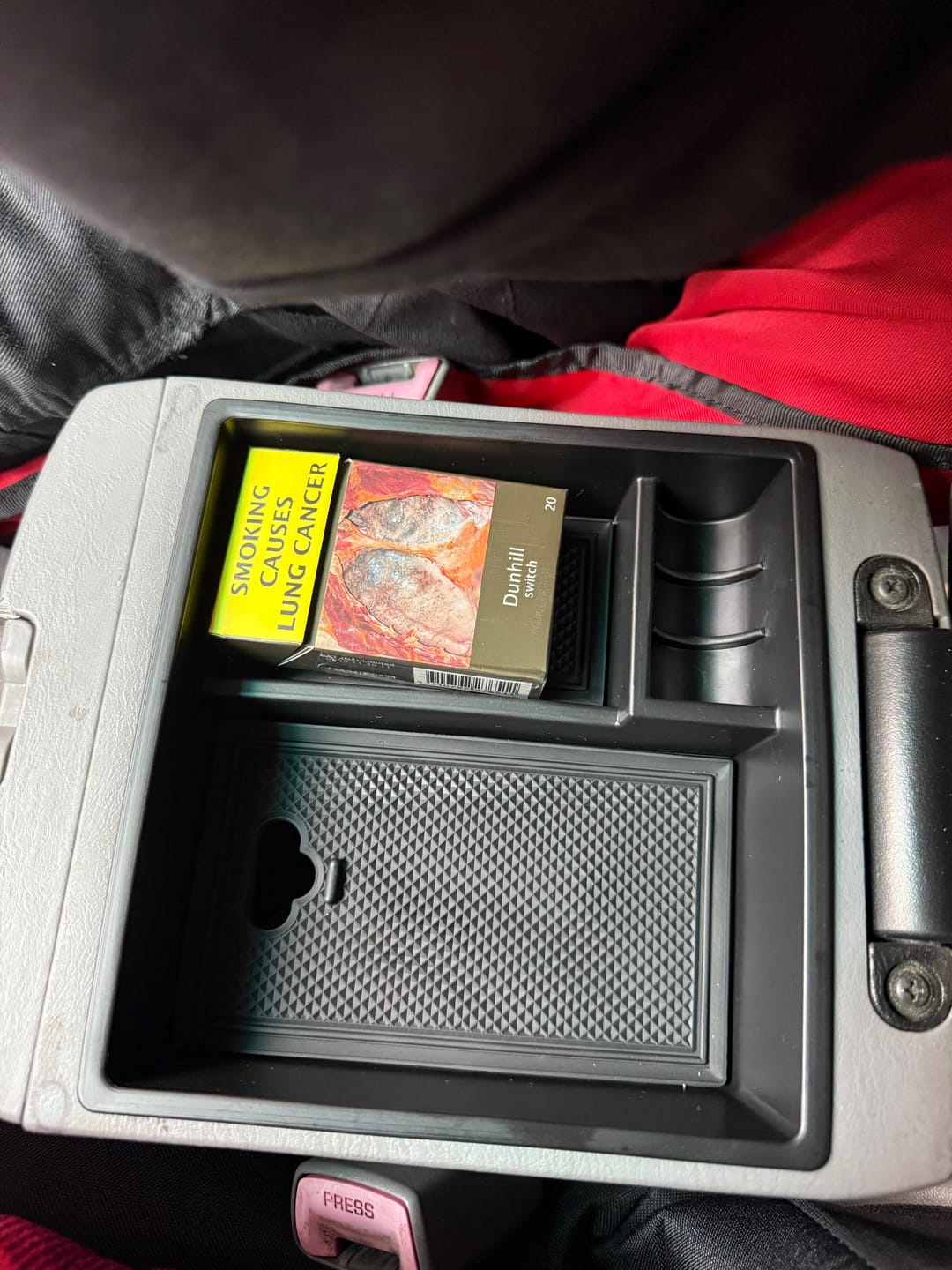 Customer photo review of Centre Console Storage (2005–2015 Toyota Hilux N70)
