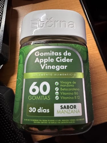 Customer photo review of Gomitas de Vinagre de Manzana | Suscripción