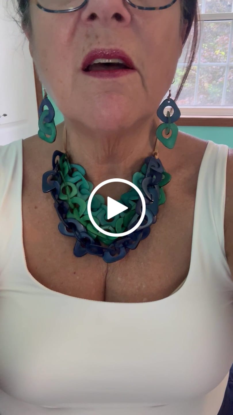 Customer video review of Vero Necklace