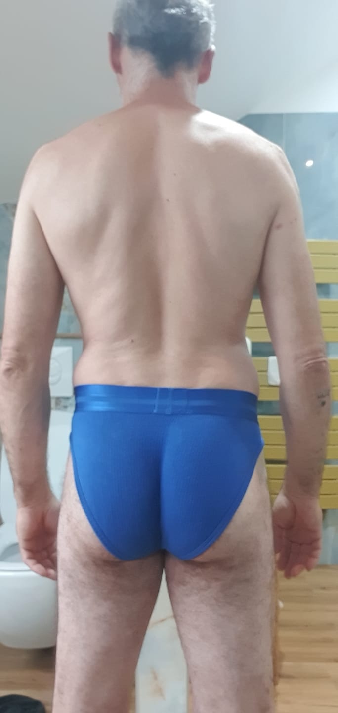 Customer photo review of Sexy Spliced Color Briefs For Men