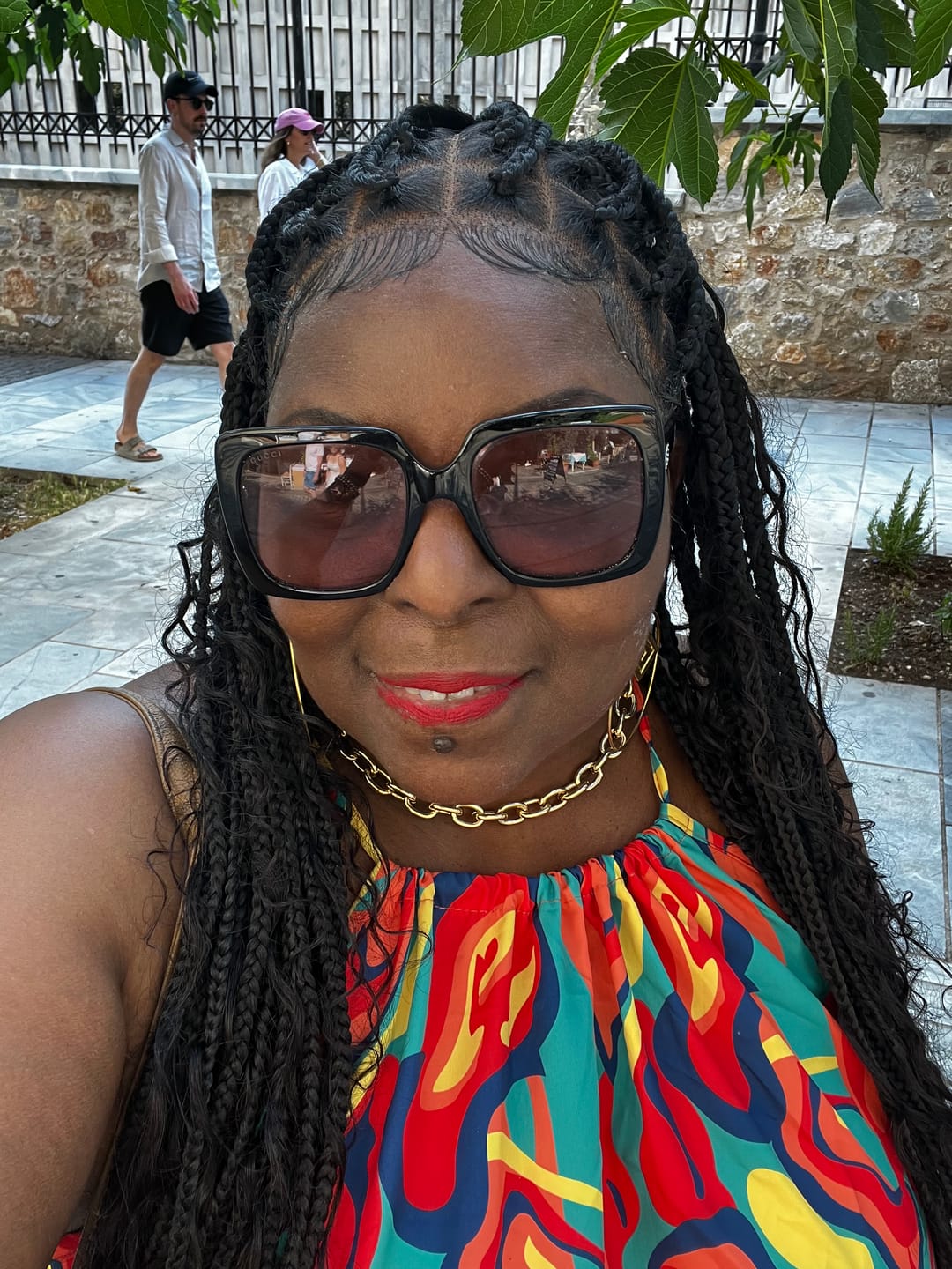 Customer photo review of Kora - Pre Bleached Human Hair Lace Lightweight Knotless Swiss HD Lace Box Braided Wig 100 Strands