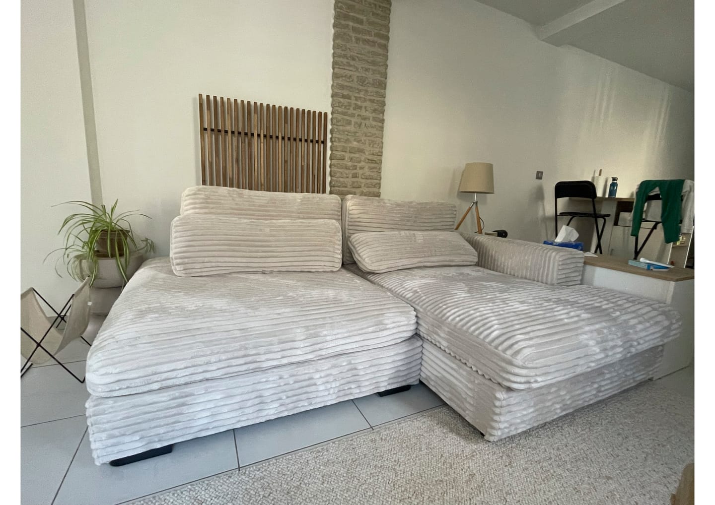 Customer photo review of Canapé d'angle convertible grande méridienne MONTPARNASSE