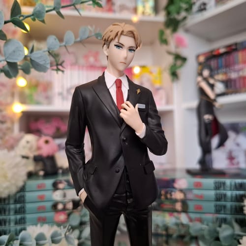Customer photo review of Loid Forger – Spy x Family – SEGA – PM Figur