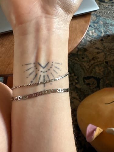 Customer photo review of Flat Serpentine Chain Bracelet