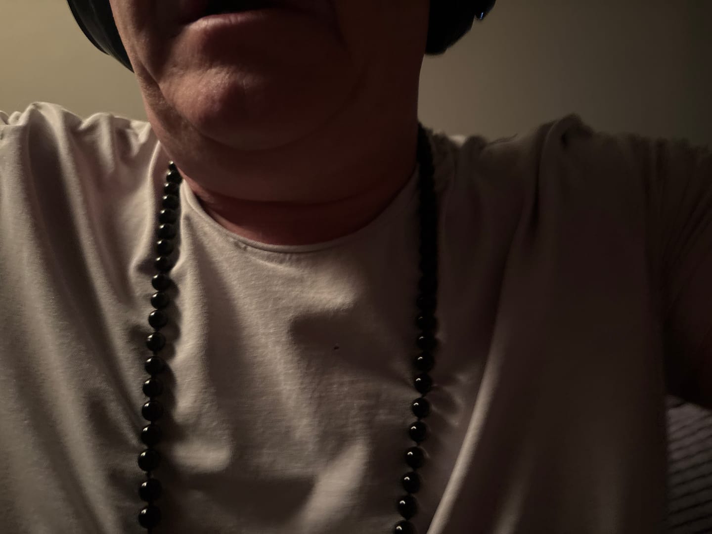 Customer photo review of Buddha Stones 108 Mala Black Onyx Beads Yoga Meditation Prayer Beads Necklace
