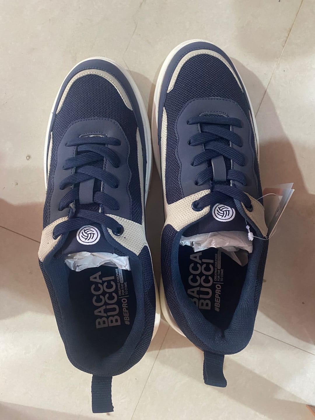 Customer photo review of Bacca Bucci VIBE-STEP Men's Low-Top Sneakers