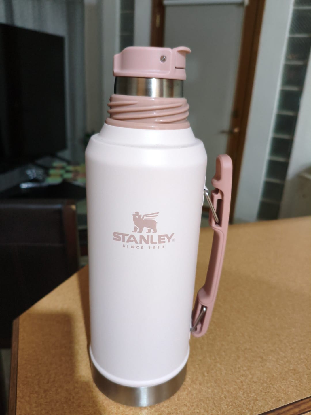 Customer photo review of Stanley Classic Mate System