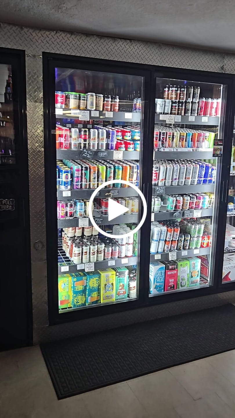 Customer video review of T8 LED Freezer/Cooler Tube Light - V Shape - 6ft 40W 5000k Clear 4800 Lumens Rebate Eligible, Walk-in Cooler Light