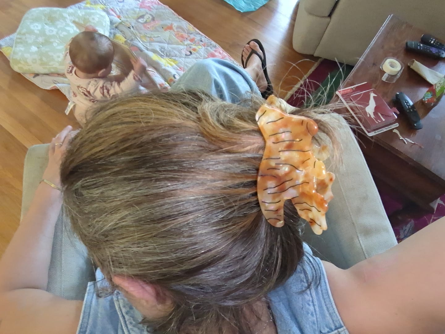Customer photo review of Large Ginger Hair Claw Clip