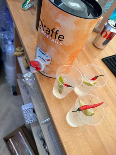 Customer photo review of Margarita 1.5L Tube