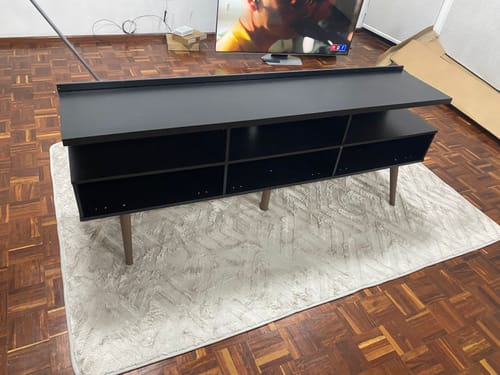 Customer photo review of Mueble para TV Londres Hasta 65'' Negro