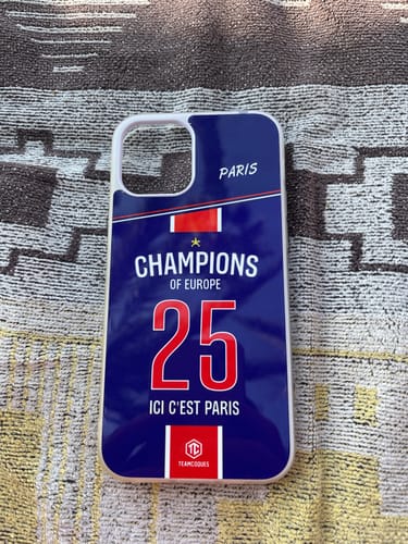 Customer photo review of Coque foot PARIS SG PSG COLLECTOR CHAMPIONS D'EUROPE CHAMPIONS LEAGUE 2025 - TEAMCOQUES
