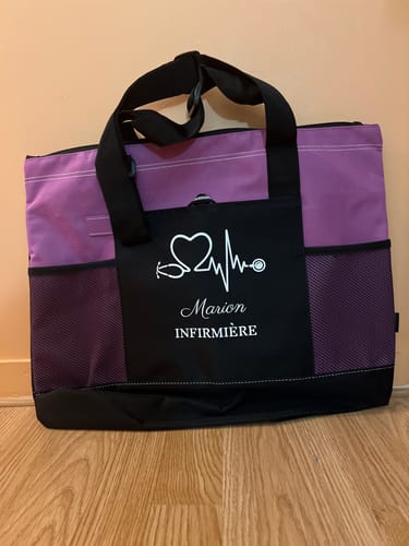 Customer photo review of Sac personnalisé spécial INFIRMIÈRE / SOIGNANTE