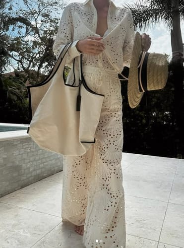 Customer photo review of Lillah Embroidered Lace Shell Pattern Elastic Waist Pocket Wide Leg Pants