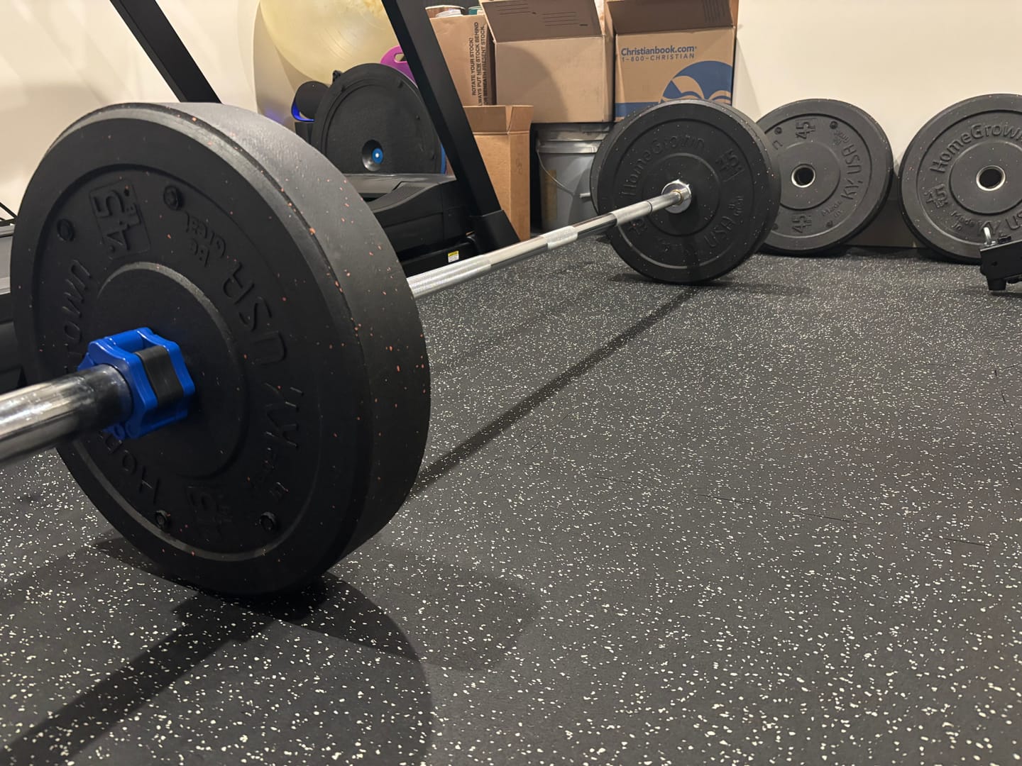 Customer photo review of 700lb Olympic Barbell