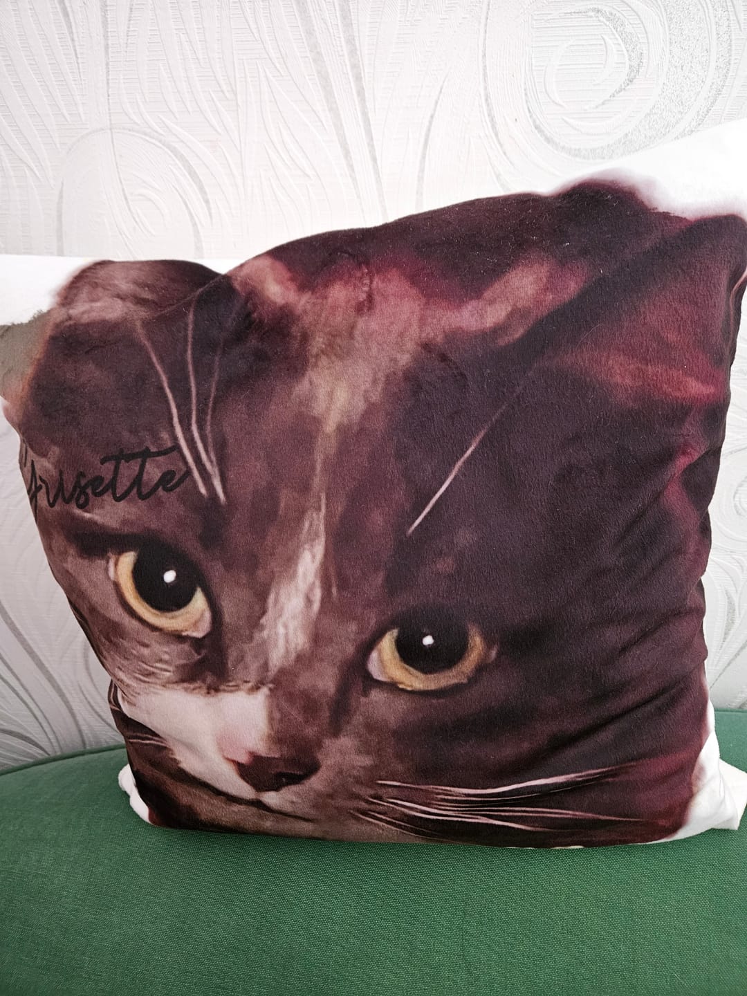 Customer photo review of Photo avec rayures aquarelles - Coussin personnalisé