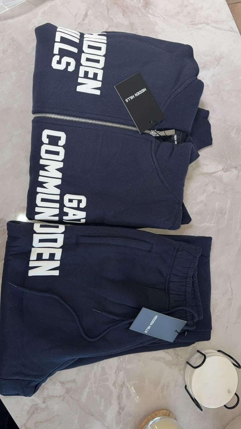 Customer photo review of GATED COMMUNITY ZIP HOODIE NAVY