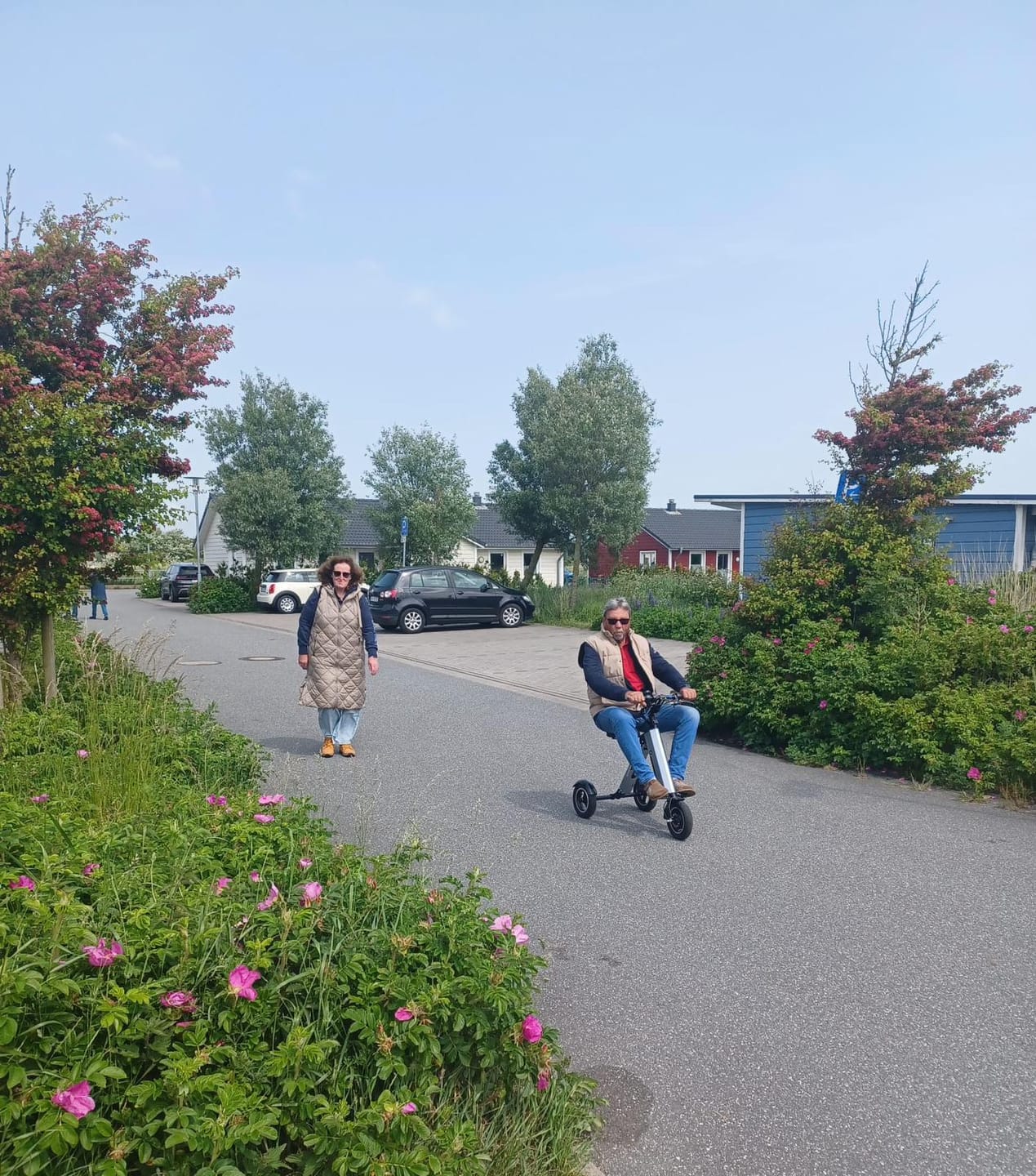 Customer photo review of Mini trottinette pliable 3 roues ES-35 pour PMR et Séniors - Tricycle ultra léger