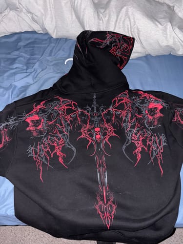 Customer photo review of Deathblade Oversized pullover hoodie [NIGHTMARE]