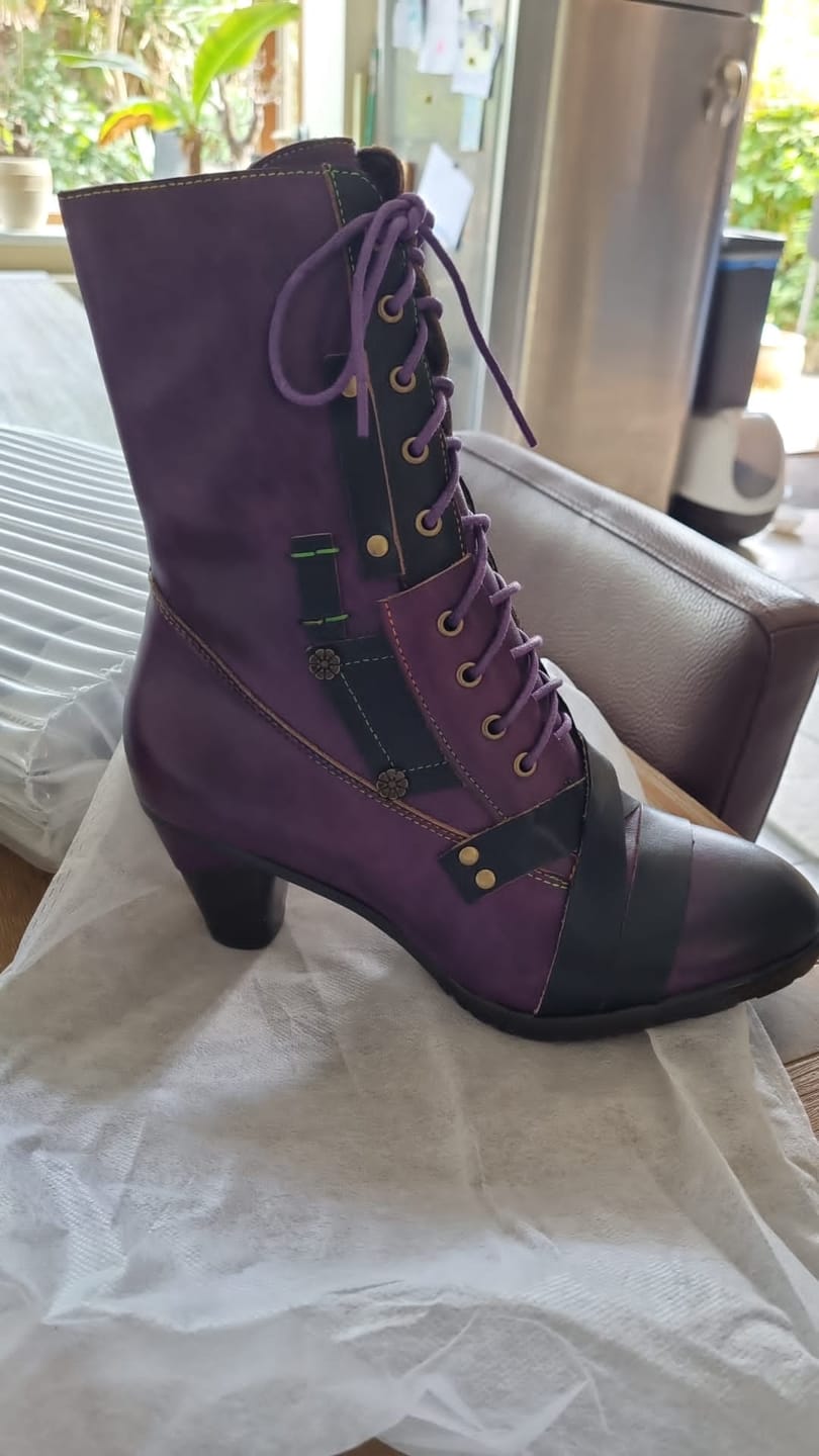 Customer photo review of Vintage Comfortable Genuine Leather Boots