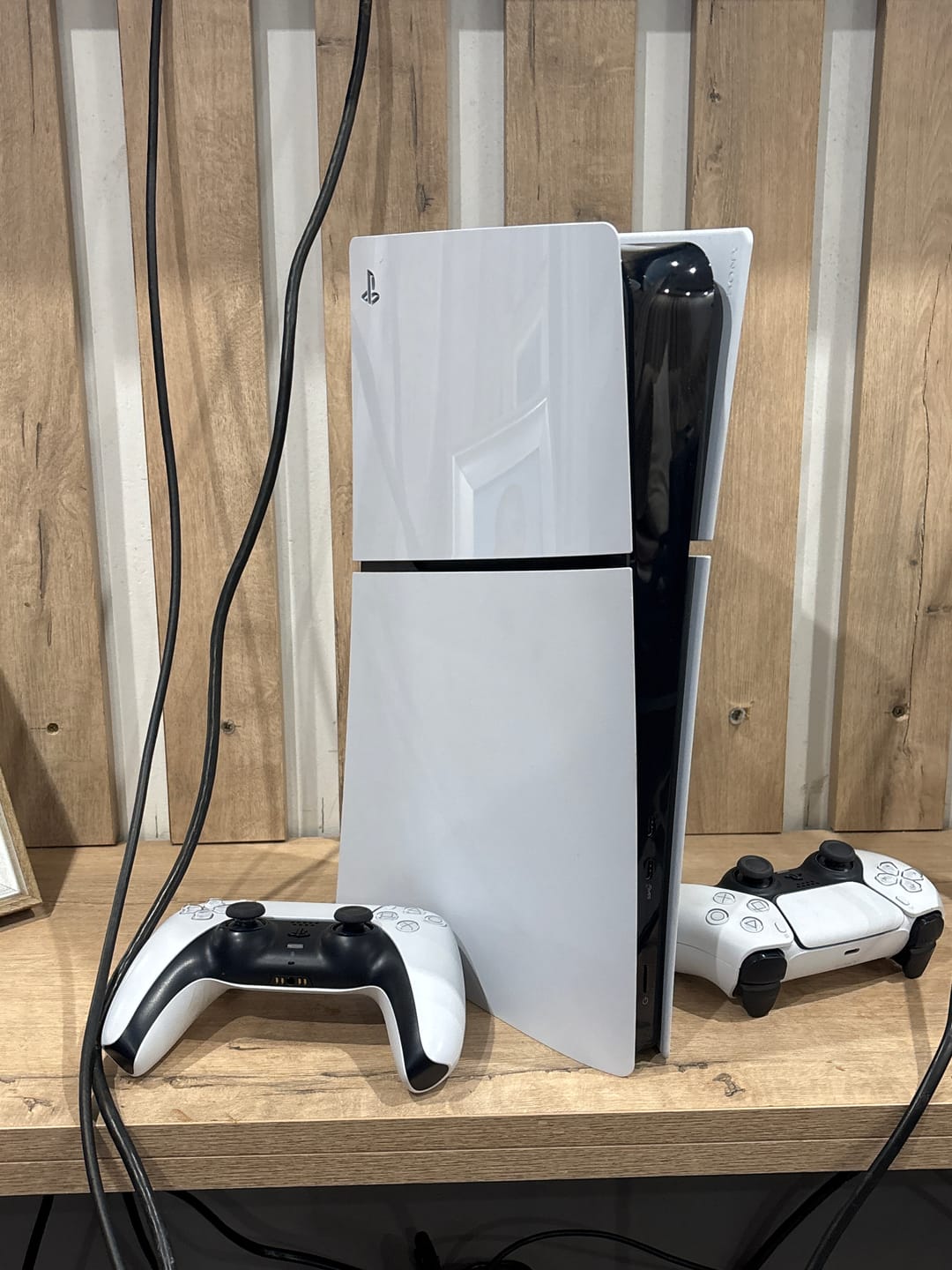 Customer photo review of PS5 Slim Digital + Extra DualSense