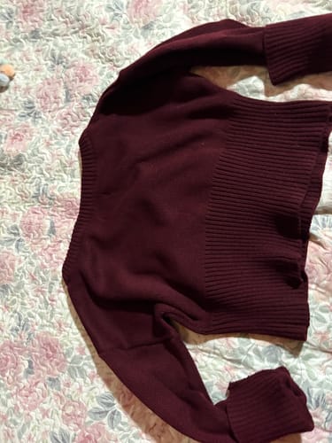 Customer photo review of SWEATER REGINA BURDEO (PREVENTA 1)