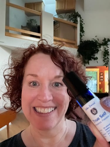 Customer photo review of True Self - Remembrance. Presence. Freedom. 10 mL Roll-On
