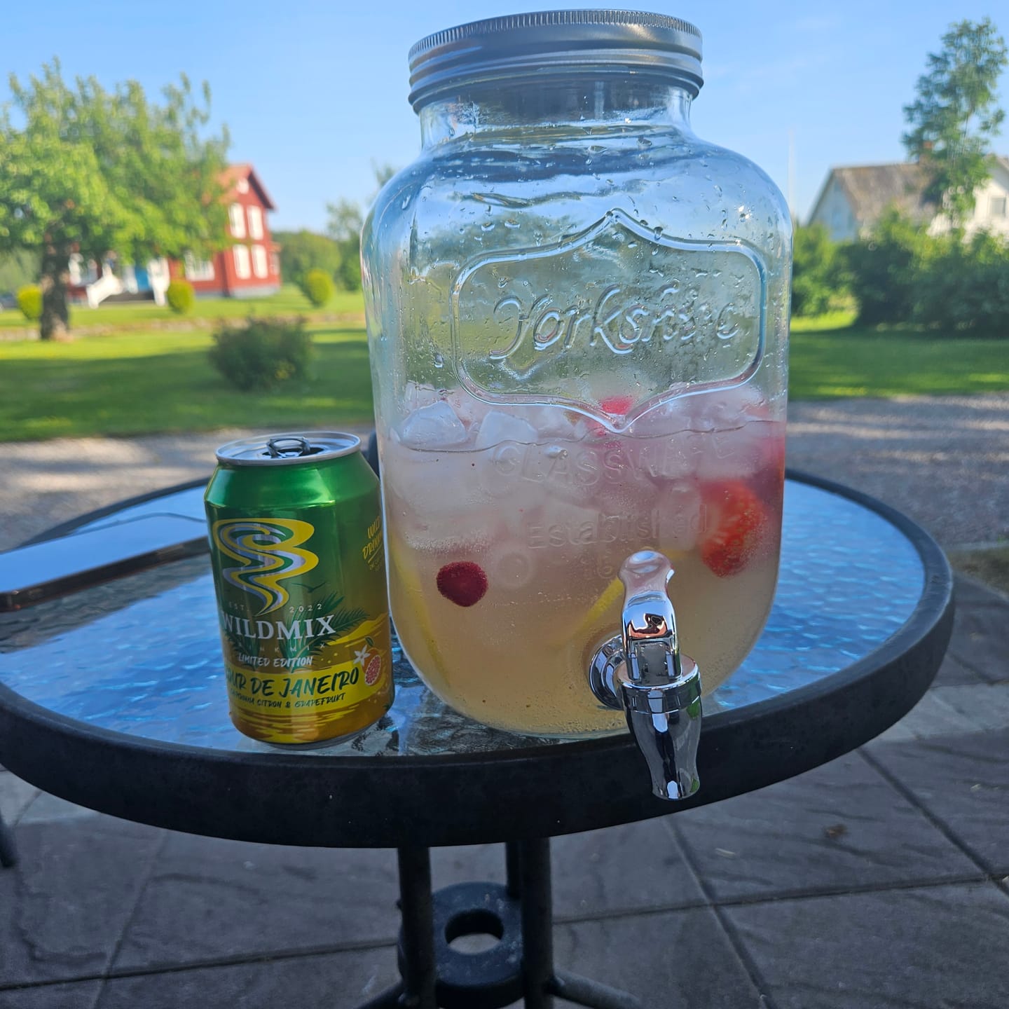 Customer photo review of Sour de Janeiro 24-pack