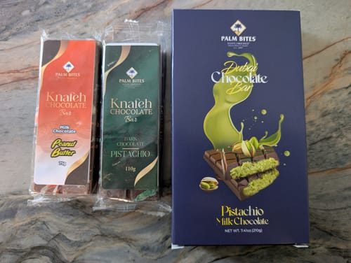Customer photo review of Dubai Knafeh Pistachio Chocolate Bar