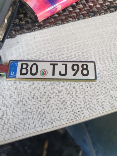 Customer photo review of Kennzeichen Schlüsselanhänger Mini Nummernschild Metall