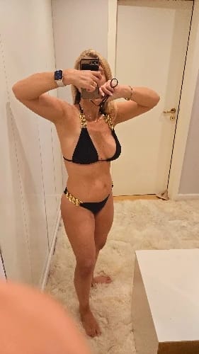 Customer photo review of Bikini Triangle à Nouer Autour du Cou Orné de Chaîne Femme