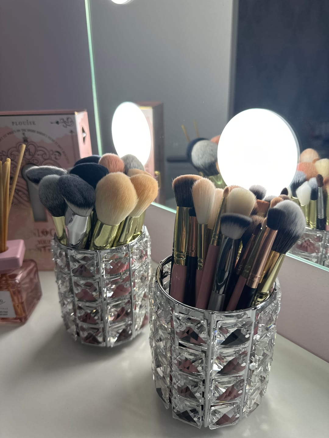 Customer photo review of P.Louise 30-Piece Makeup Brush Bundle