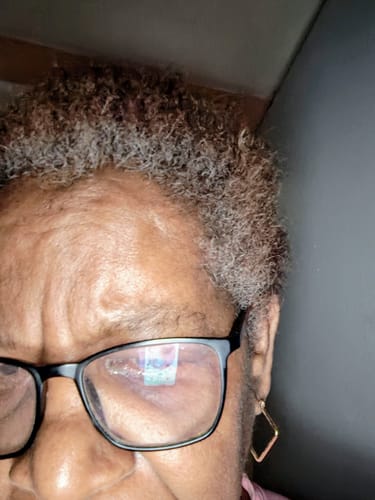 Customer photo review of Instant Dye Shampoo