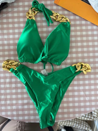 Customer photo review of Bikini Triangle à Nouer Autour du Cou Orné de Chaîne Femme