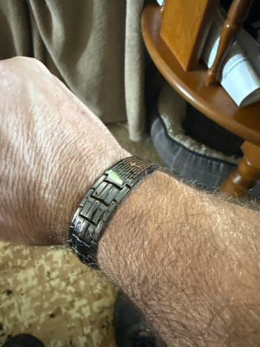 Customer photo review of Power of the Lord’s Prayer Magnetic Copper Bracelet : Helps Pair Veterans With A Service Dog Or Shelter Dog