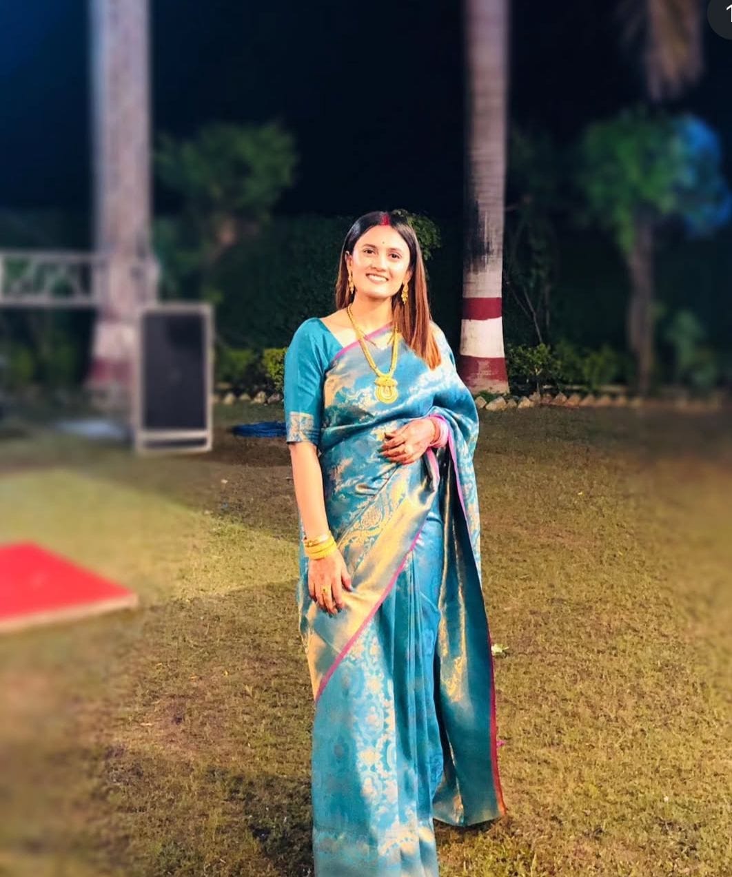 Customer photo review of East Bay Blue Kanjivaram Handloom Saree
