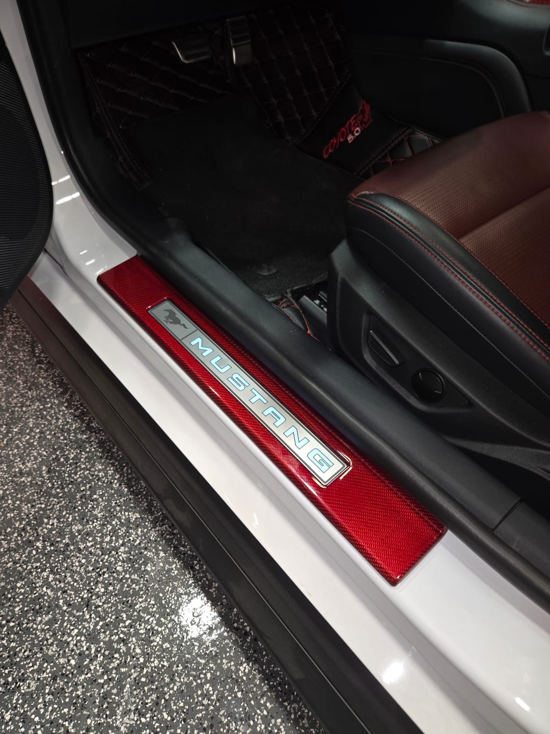 Customer photo review of 2024+ S650 Ford Mustang Hard Carbon Fiber Door Sills Trim Cover