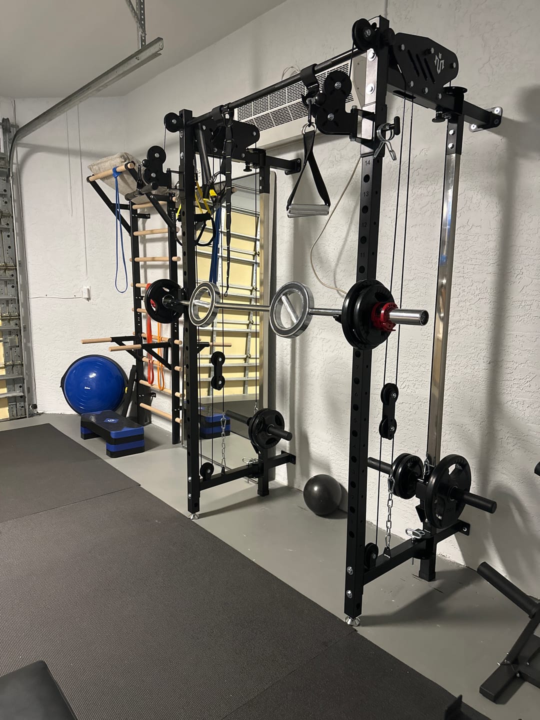 Customer photo review of CHEETAH™ Wall Mounted Folding Power Rack Functional Trainer