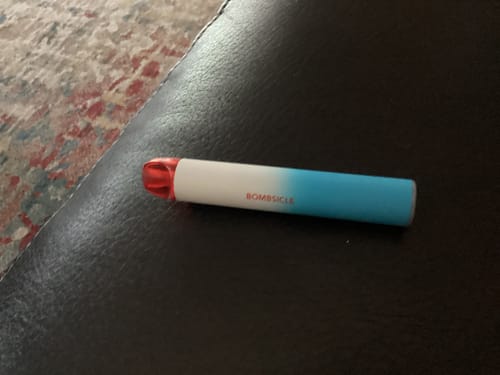 Customer photo review of Mr. Vapor Flex Disposable
