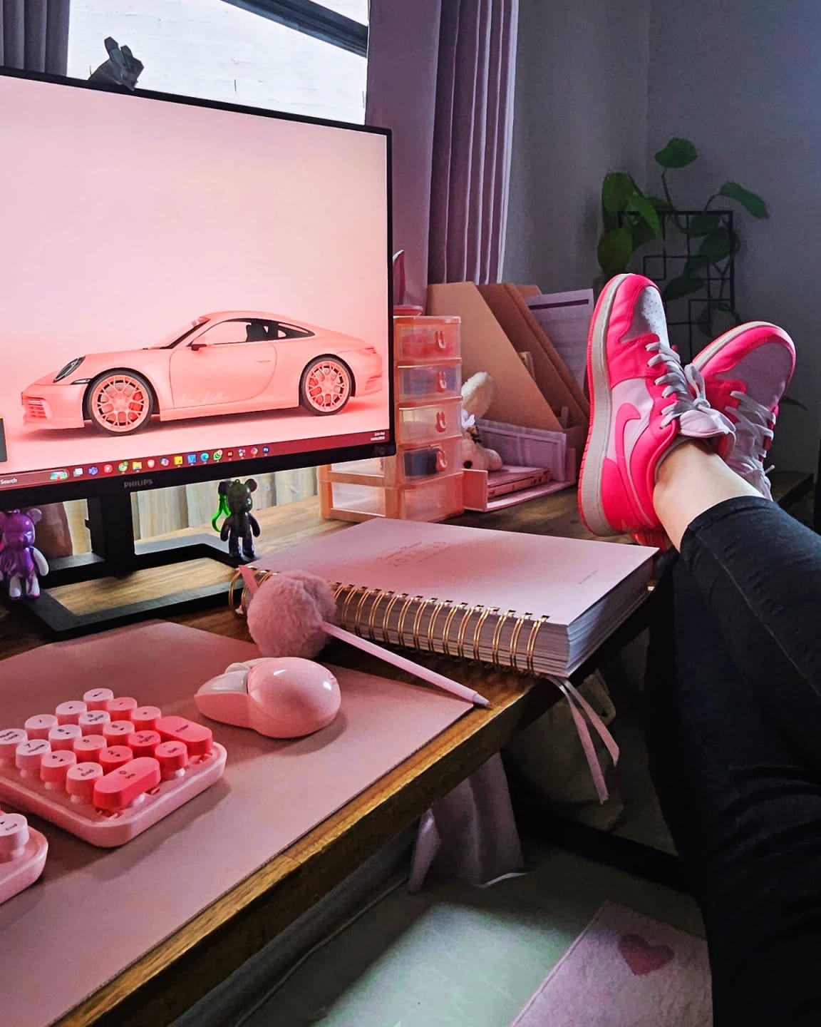 Customer photo review of 2025/26 Financial Year Business Planner - Blush