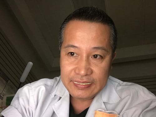 Customer photo review of Imako® Cosmetic Teeth – Refill Kit
