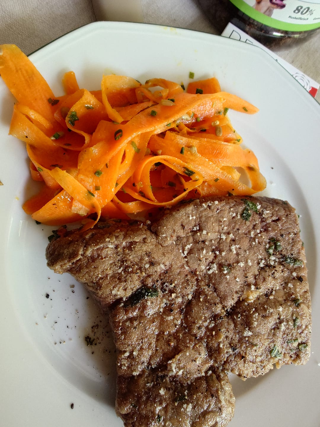 Customer photo review of Grobe Bratwurst vom Fullblood Wagyu-Rind 5x100g