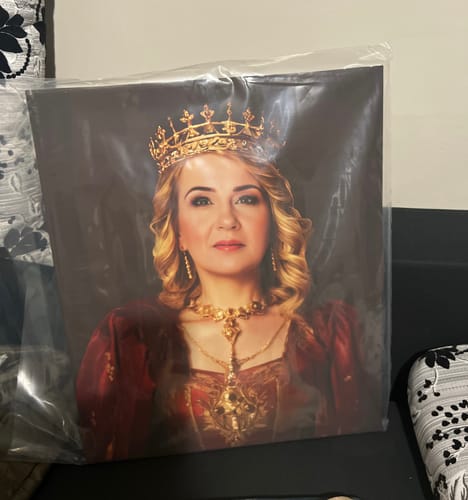 Aleksandra Z. review of Królowa image 1 out of 1