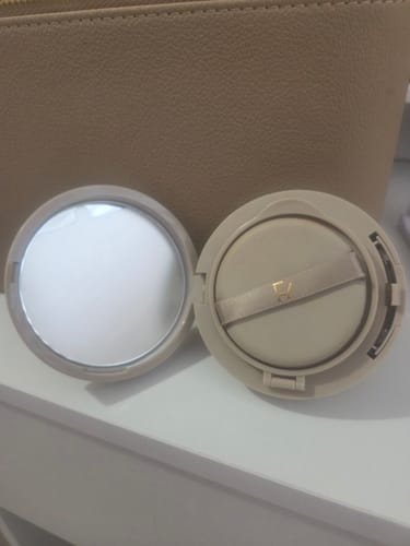 Customer photo review of SATIN SKIN TINTED TOUCH