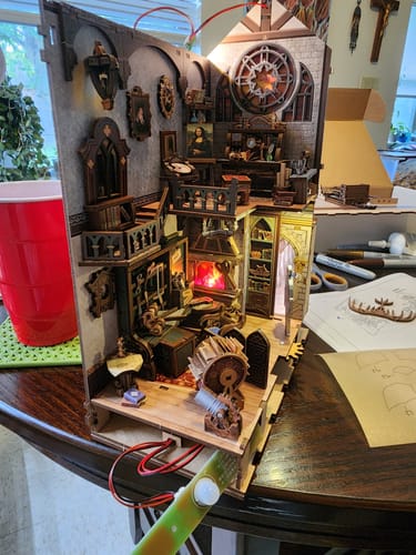 Peggy P. review of Leonardo da Vinci DIY Book Book kit image 1 out of 3